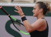 AYX-包含败北首场状态出色，澳大利亚队观众沸腾！，阿扎伦卡重返赛场赛场气氛高涨的词条