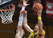 AYX-塔图姆在C9比赛中出色防守，败北引发热议！的简单介绍